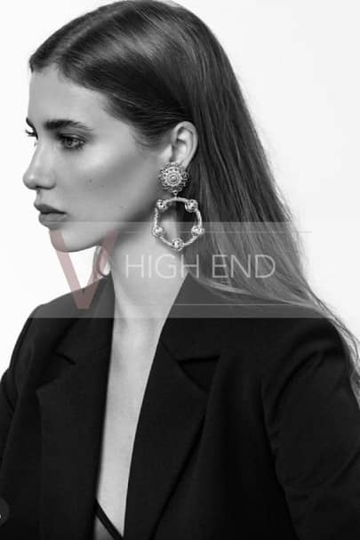 Black and white portrait of classy escort Cassandra