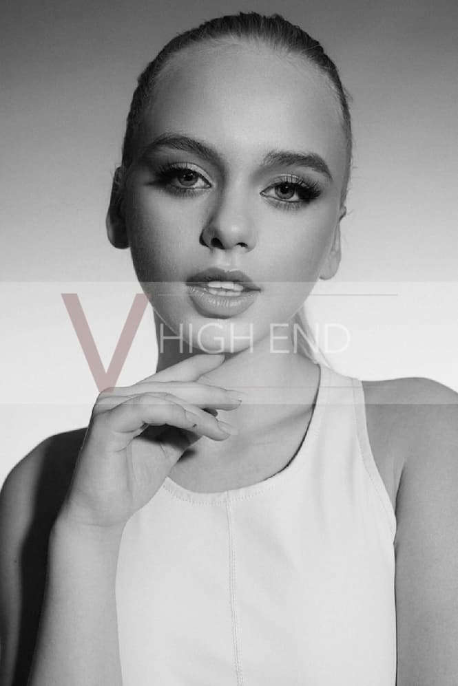 White and black portrait photograph of London escort Liliana 